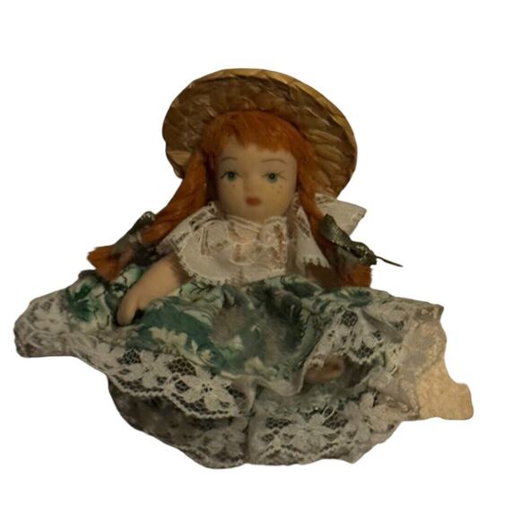 Porcelain Doll Miniature Dress Red Hair Straw Hat 3" Straw Hat Dollhouse VTG - Picture 2 of 6